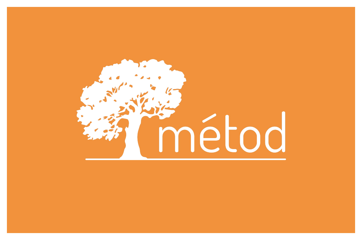 Logo METOD tout-blanc-fond-orange-web
